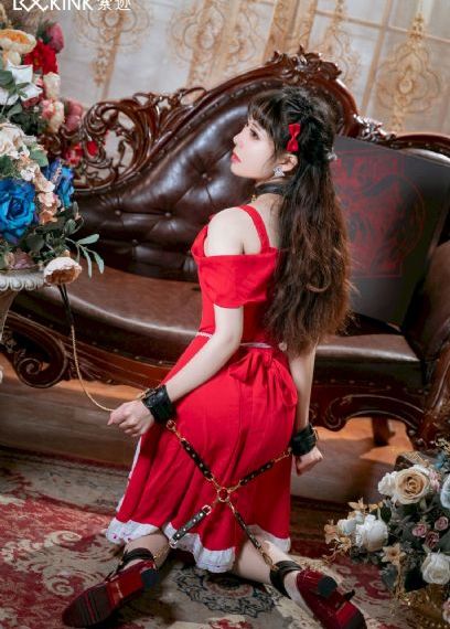 年轻漂亮的女教师2
