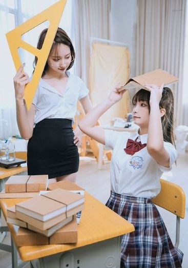 女集中营电影国语观看