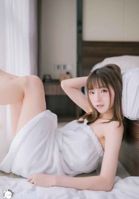 二攻一受4p嗯啊巨肉寝室视频
